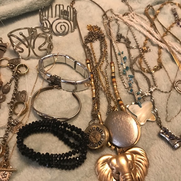 Jewelry Bundle - Picture 3 of 5